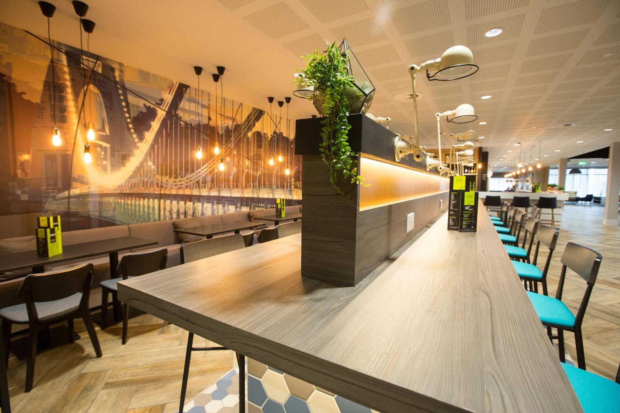 Hampton By Hilton Bristol Airport Hotel Redhill  Ngoại thất bức ảnh