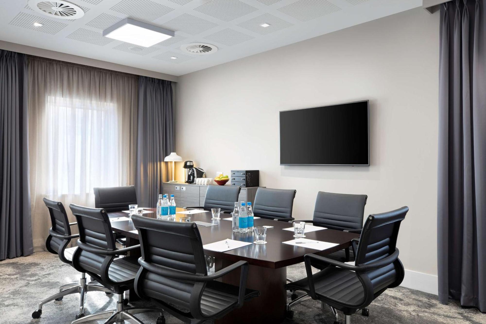 Hampton By Hilton Bristol Airport Hotel Redhill  Ngoại thất bức ảnh