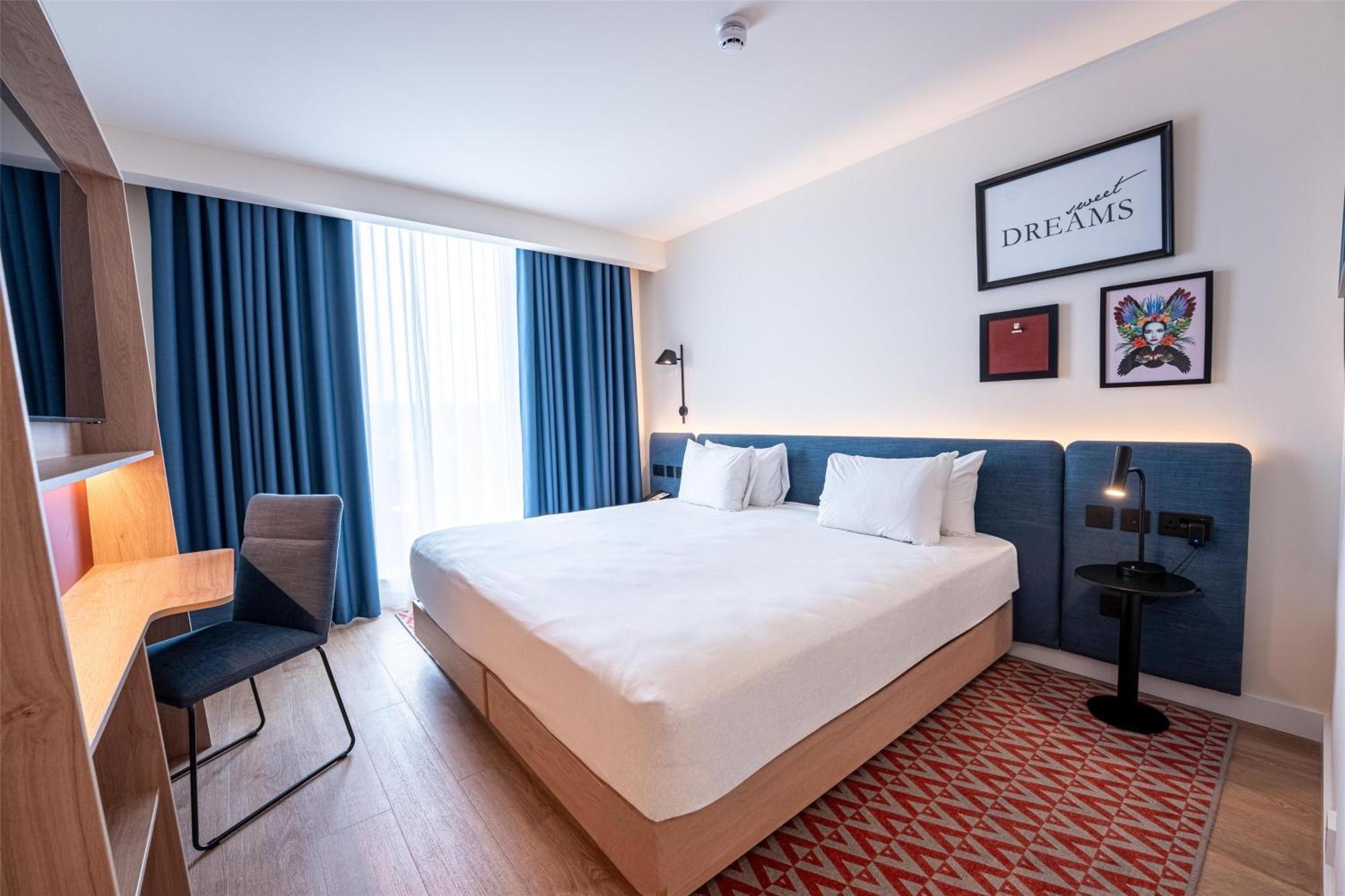 Hampton By Hilton Bristol Airport Hotel Redhill  Ngoại thất bức ảnh