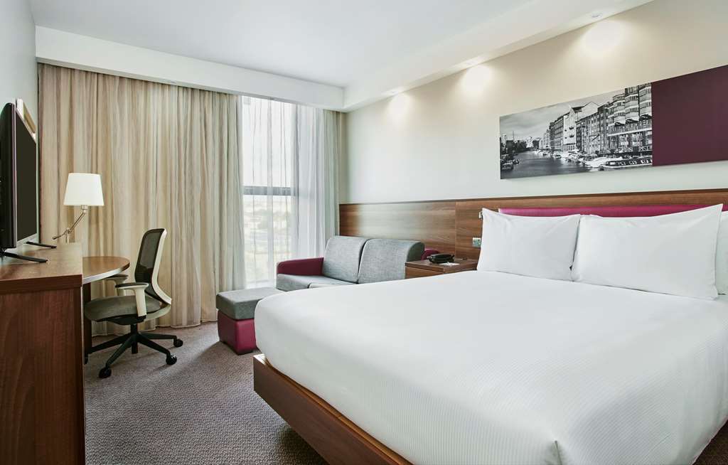 Hampton By Hilton Bristol Airport Hotel Redhill  Phòng bức ảnh